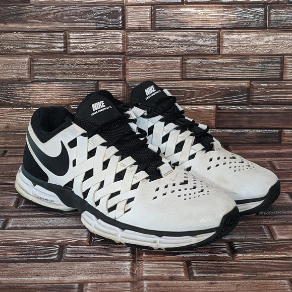 nike 12 wide